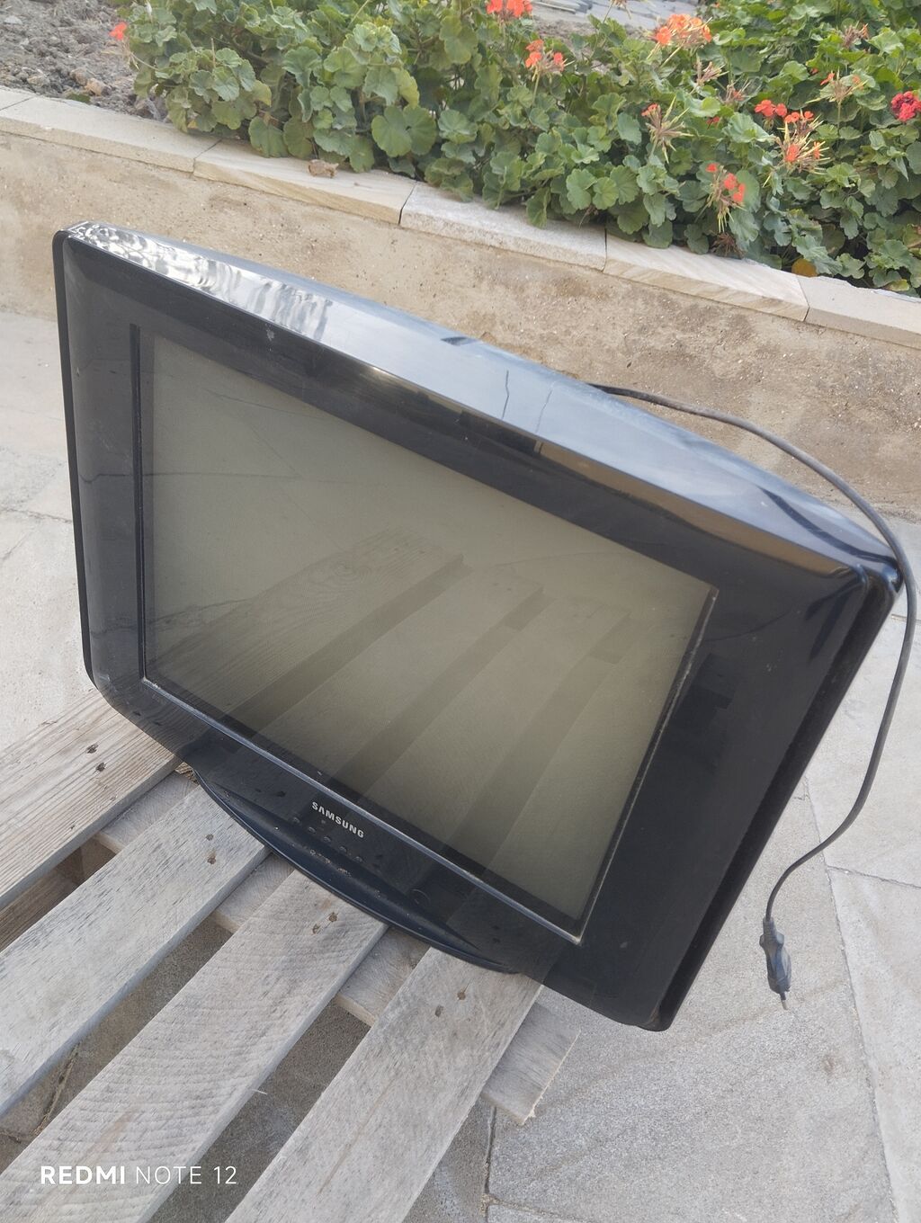 Samsung kineskop televizor - Ekran: təxminən 21–25 düym əyilmiş — Televizorlar, Digah (3)