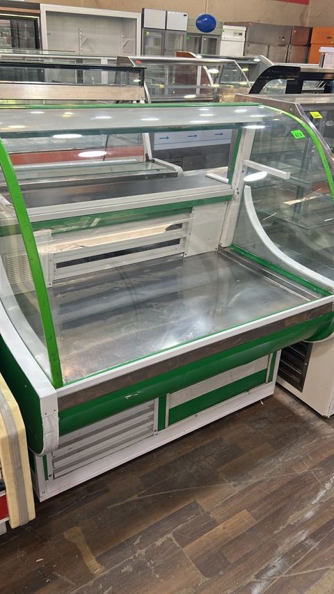 Soyuduculu vitrin tezgah - Mağaza, market, deli/butcher və kafe üçün — Digah