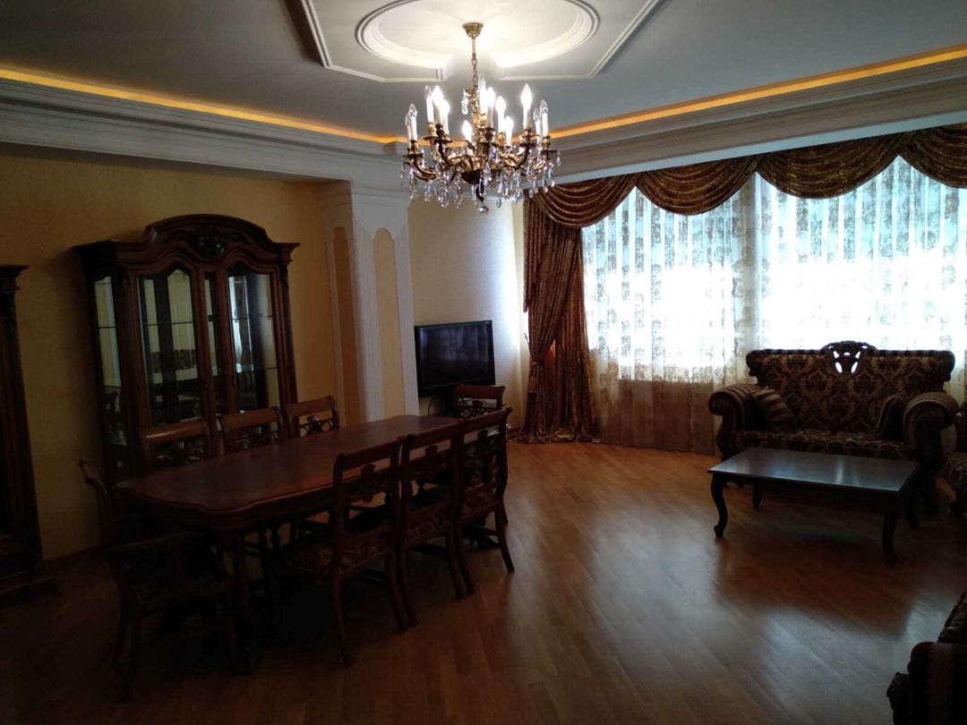 Satılır 4 otaqlı yeni tikili 202 m² — Mənzil, Bakı (3)