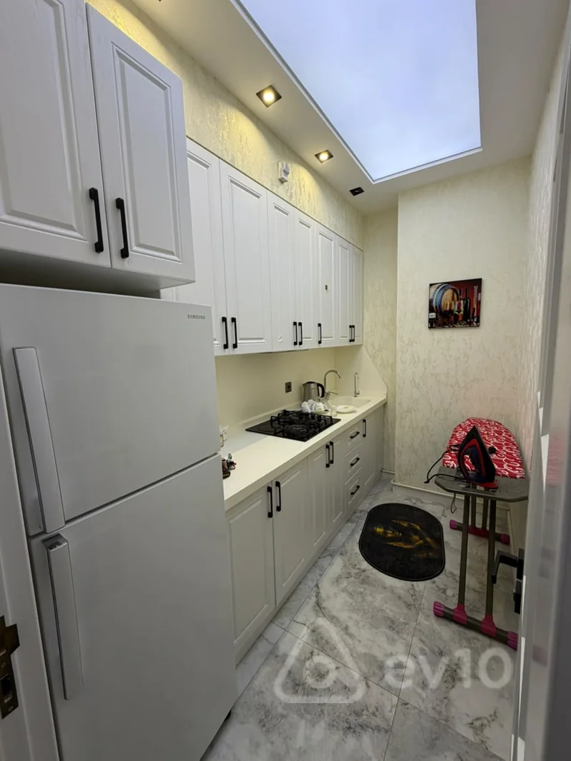 2 otaqlı mənzil, 70 m², Xan Şuşinski küç. — kirayə — Mənzil, Bakı (4)