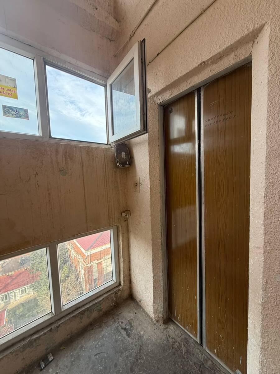 Satılır 2 otaqlı köhnə tikili 65 m² — Mənzil, Bakı (10)
