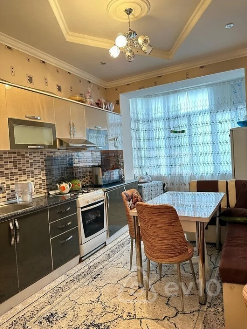 3 otaqlı mənzil, 100 m², Mir Cəlal küç — Mənzil, Bakı (3)