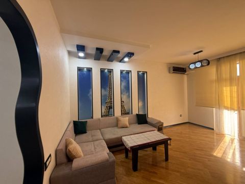 İcarəyə verilir 3 otaqlı yeni tikili 130 m² — Bakı