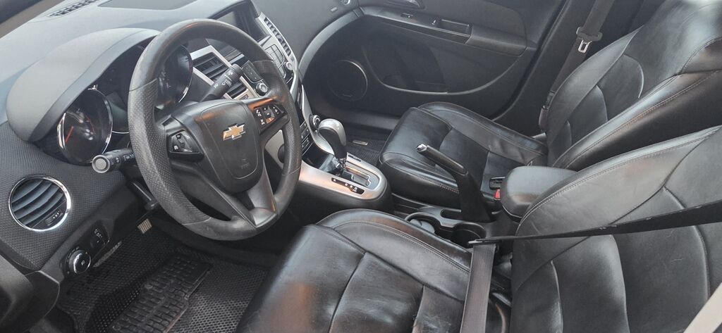 Chevrolet Cruze: 1.4 l 2015 il 140000 km Sedan 20-EO-243 — Avtomobillər, Gəncə (2)