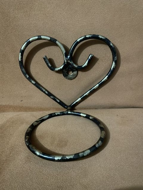 Metal şam/fener tutacağı – ürək formalı dizayn - Material: möhkəm — Ev üçün ətirlər, şamlar və şam qabları