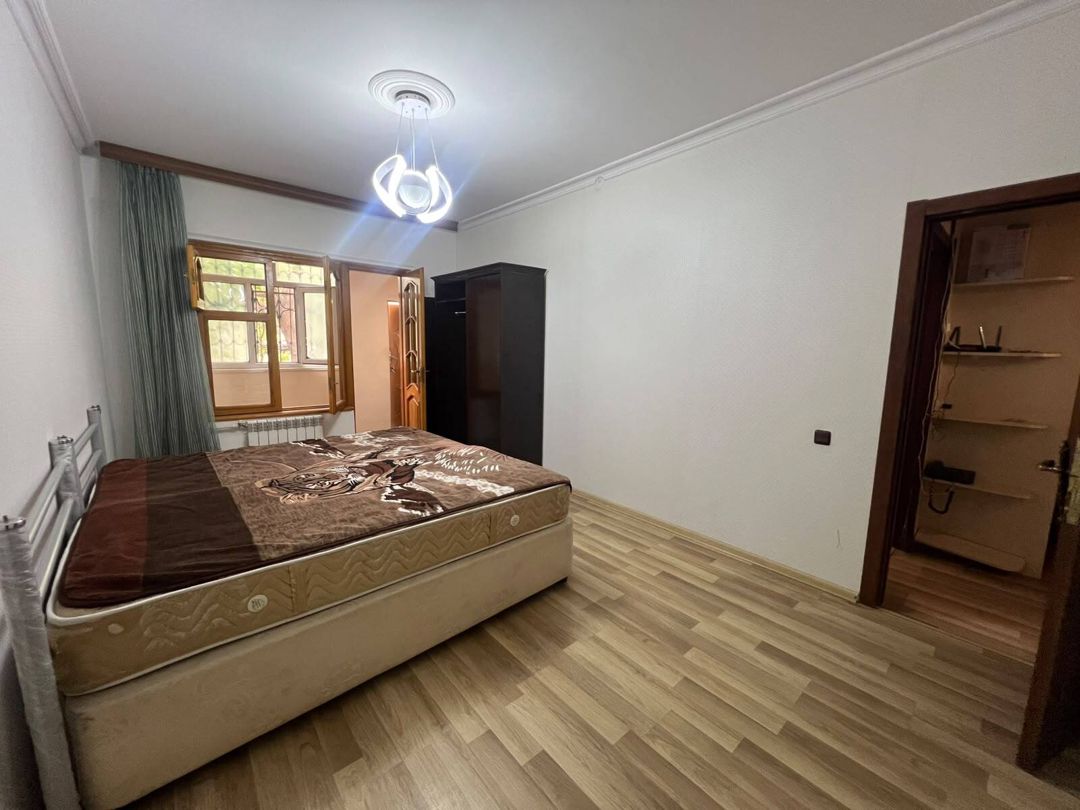 Satılır 3 otaqlı köhnə tikili 90 m² — Mənzil, Bakı (2)