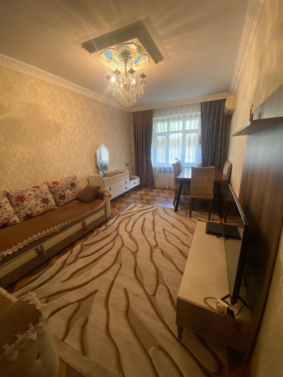 Satılır 2 otaqlı köhnə tikili 60 m² — Mənzil, Bakı (2)