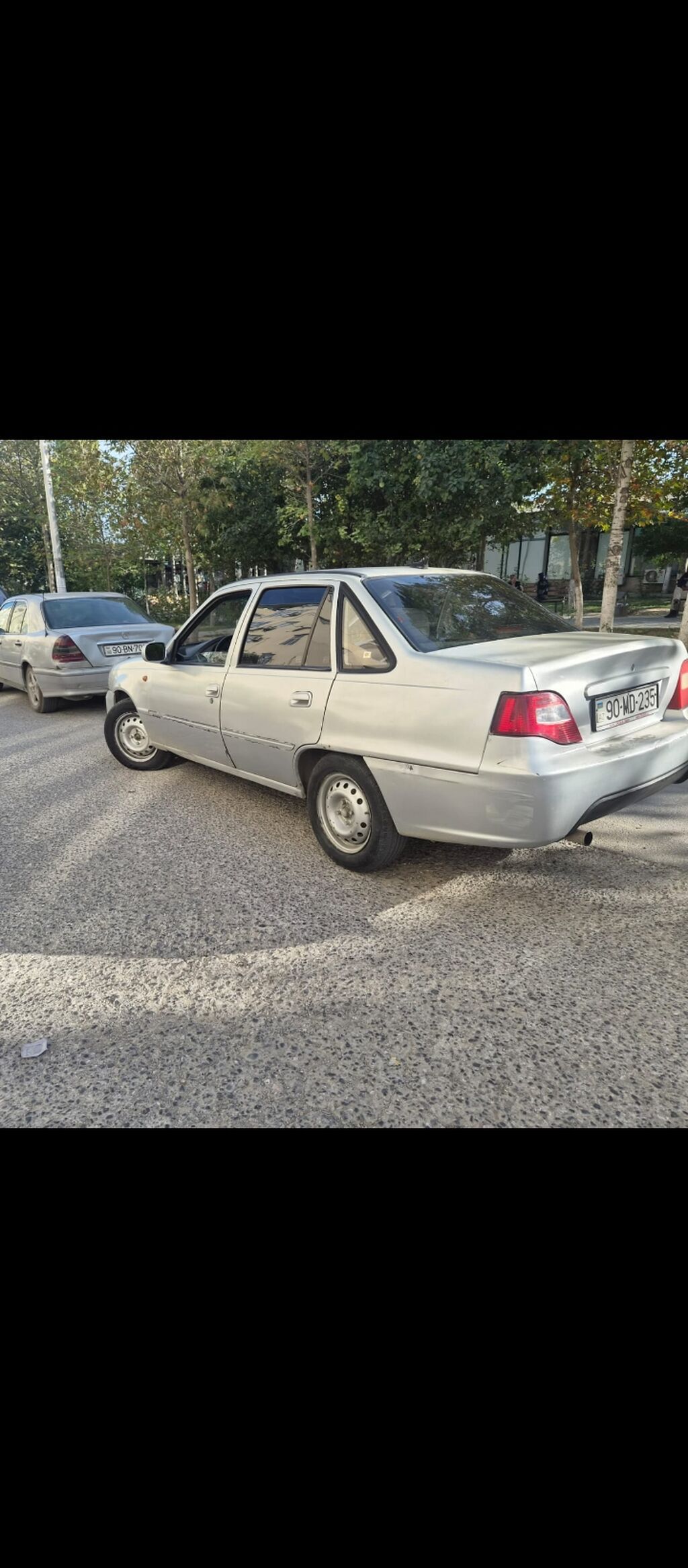 Daewoo Nexia, sedan, gümüşü rəng. - Yanacaq: benzin - Sürətlər qutusu 90-MD-235 — Avtomobillər, Bakı (2)