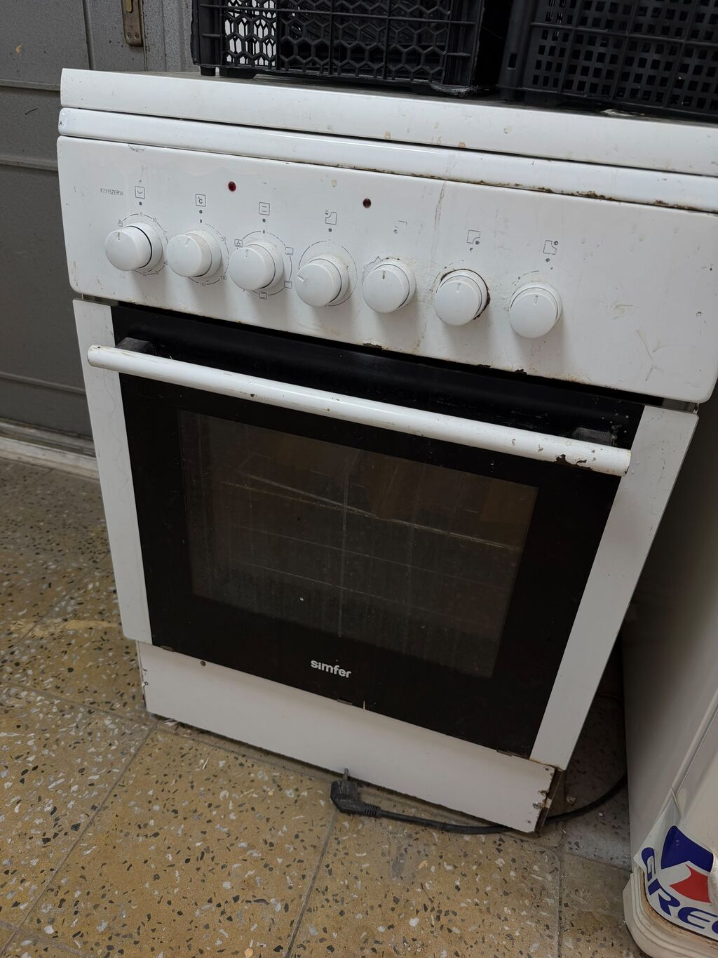 Elektrik sobası Ayrıca dayanan, 4 gözlü, İşlənmiş — Masaüstü plitələr, Bakı (3)