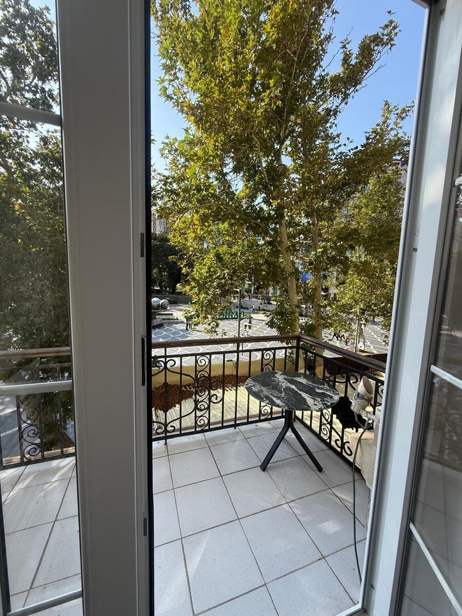 Satılır 1 otaqlı köhnə tikili 40 m² — Mənzil, Bakı (3)