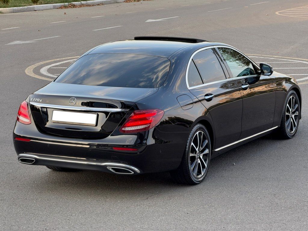 Mercedes E 220 d, 2.0 L, 2017 il, 186 000 km — Avtomobillər, Gəncə (10)