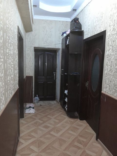 1-otaqlı mənzil kirayə verilir, Q.Qarayev m., 180 m² — Bakı