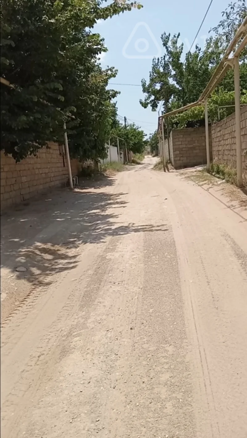 Torpaq sahəsi, 12 sot, Sabunçu r-n, ləhiş bagları, E.İbrahimov küçəsi, 15 ci dalan — Bakı
