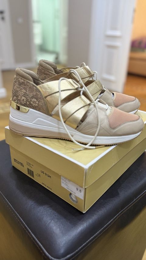 Ayaqqabı Michael Kors — Bakı