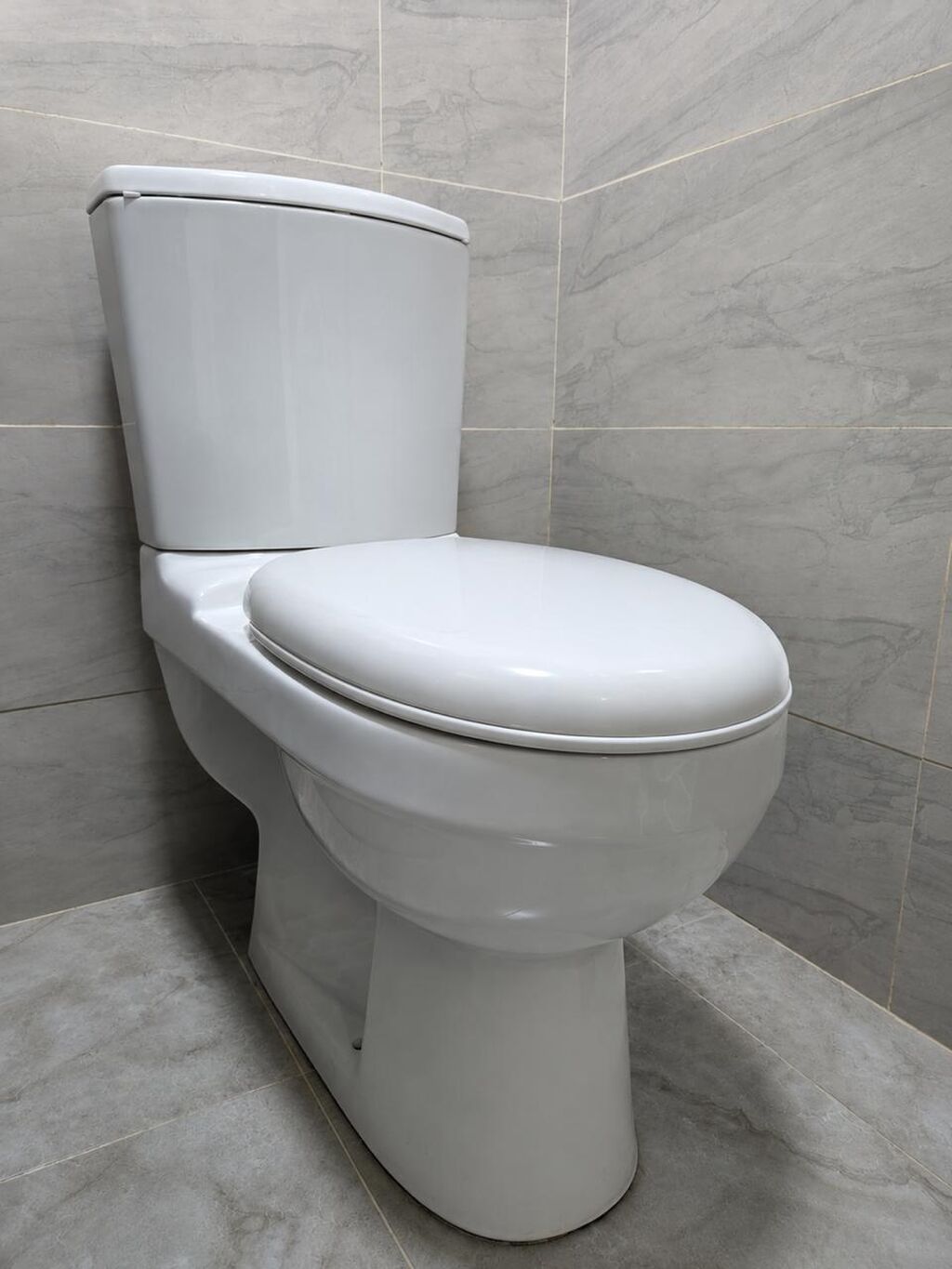 Qiymet Tualet-komplekt və lavabo dəsti - Tualet: ikigövdəli, arxa — Tualetlər, Bakı