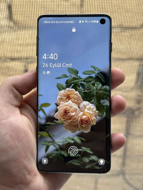 Samsung Galaxy S10, 128 GB, rəng - Qara, Barmaq izi, Simsiz şarj, İki sim kartlı — Sumqayıt