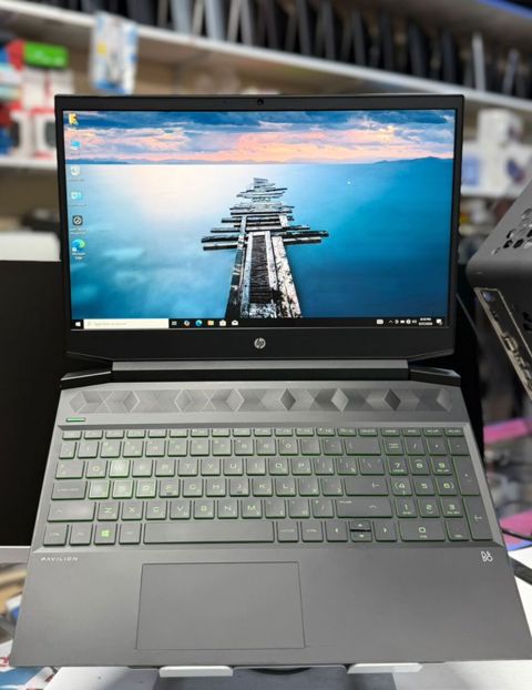 İşlənmiş HP Pavilion, 15.6 AMD Ryzen 7, 512 GB, Ünvandan götürmə — Bakı