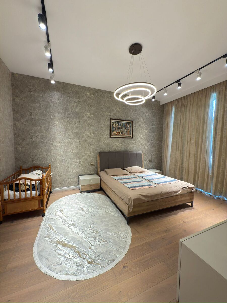 Satılır 5 otaqlı həyət evi/bağ evi 200 m² — Ev, villa, Bakı (12)