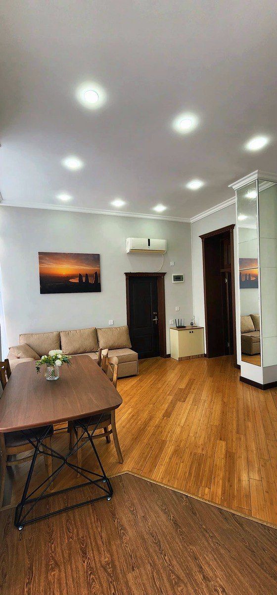 İcarəyə verilir 3 otaqlı köhnə tikili 80 m² — Mənzil, Bakı