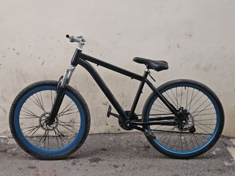 Şəhər və yüngül off-road üçün çox yönlü velosiped - Çərçivə: sərt — Bakı