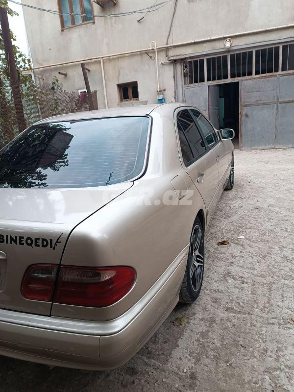 Mercedes E 220 2.2 L, 2001, 313 521 km — Avtomobillər, Bakı (2)