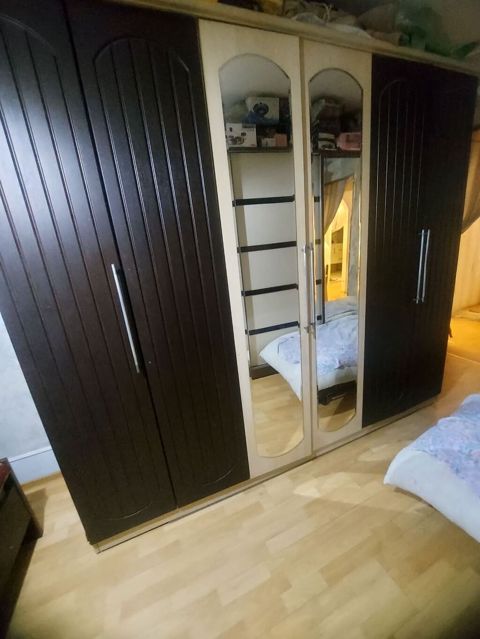 Dolab 140 azn vasmoy bazari yanı.Çinarə 8388 — Bakı