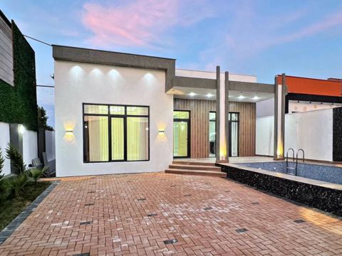 Satılır 4 otaqlı həyət evi/bağ evi 160 m² — Bakı