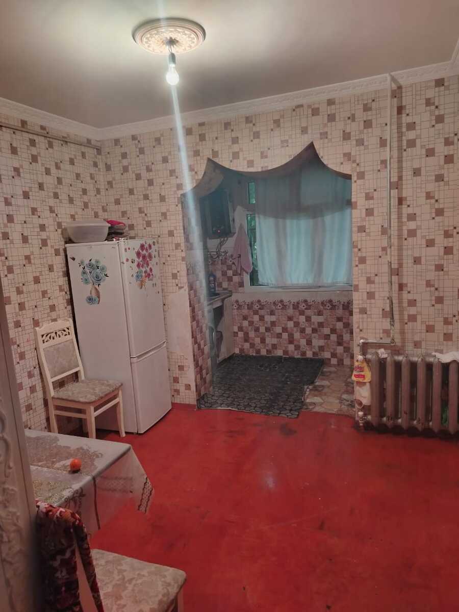 Satılır 4 otaqlı köhnə tikili 100 m² — Mənzil, Bakı (6)
