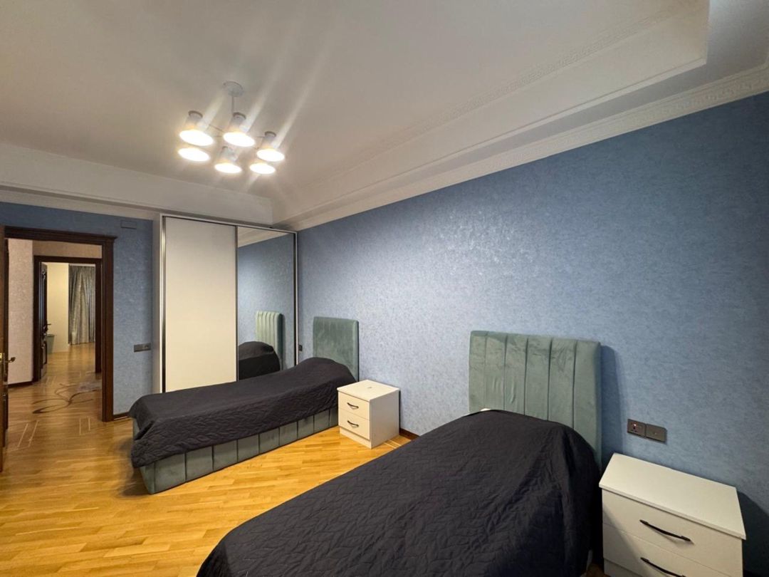 Satılır 3 otaqlı yeni tikili 150 m² — Mənzil, Bakı (12)