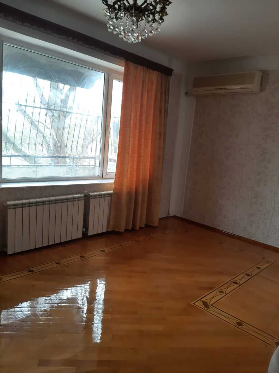 Satılır 4 otaqlı köhnə tikili 125 m² — Mənzil, Bakı (6)