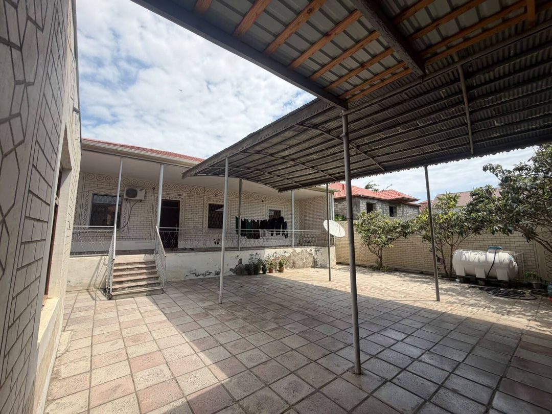 Satılır 4 otaqlı həyət evi/bağ evi 110 m² — Ev, villa, Bakı (12)