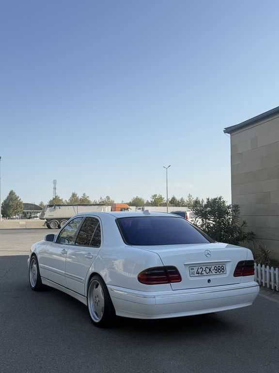 Mercedes E 320, 3.2 L, 2000 il, 385 000 km 42-CK-988 — Avtomobillər, Lənkəran (7)