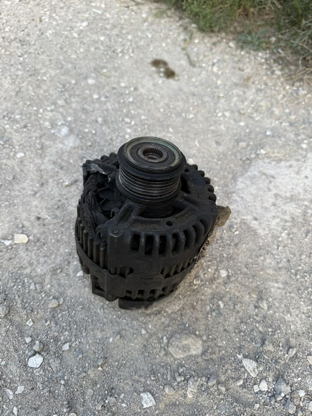 Avtomobil generatoru (alternator) - Tip: Kəmərli kasnaklı 12V — Avtomobil elektrikası, Digah (6)