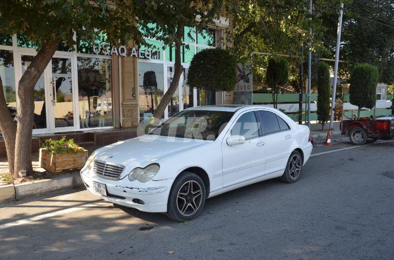 Mercedes C 240 2.4 L, 1998, 350 000 km — Avtomobillər, Qax (9)