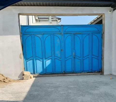 RR³⁰ Darvaza 650 azn Eni 4 metrə hunduru 2.60 içəri acilandi qalın — Bakı