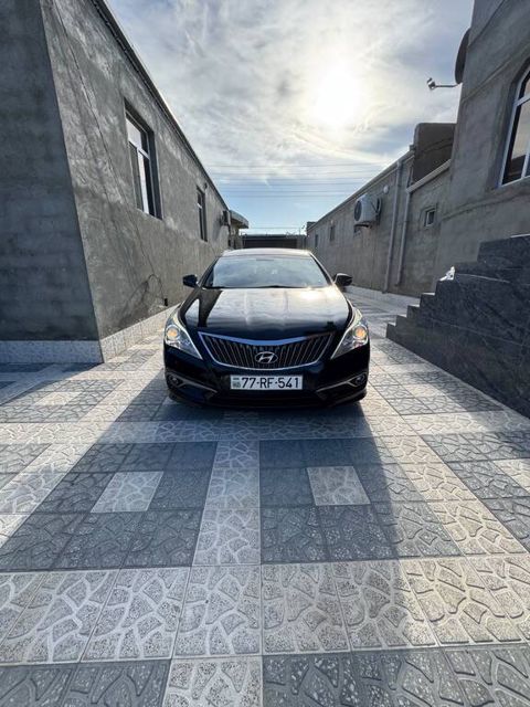 Hyundai Grandeur, 2.2 L, 2015 il, 252 000 km — Bakı