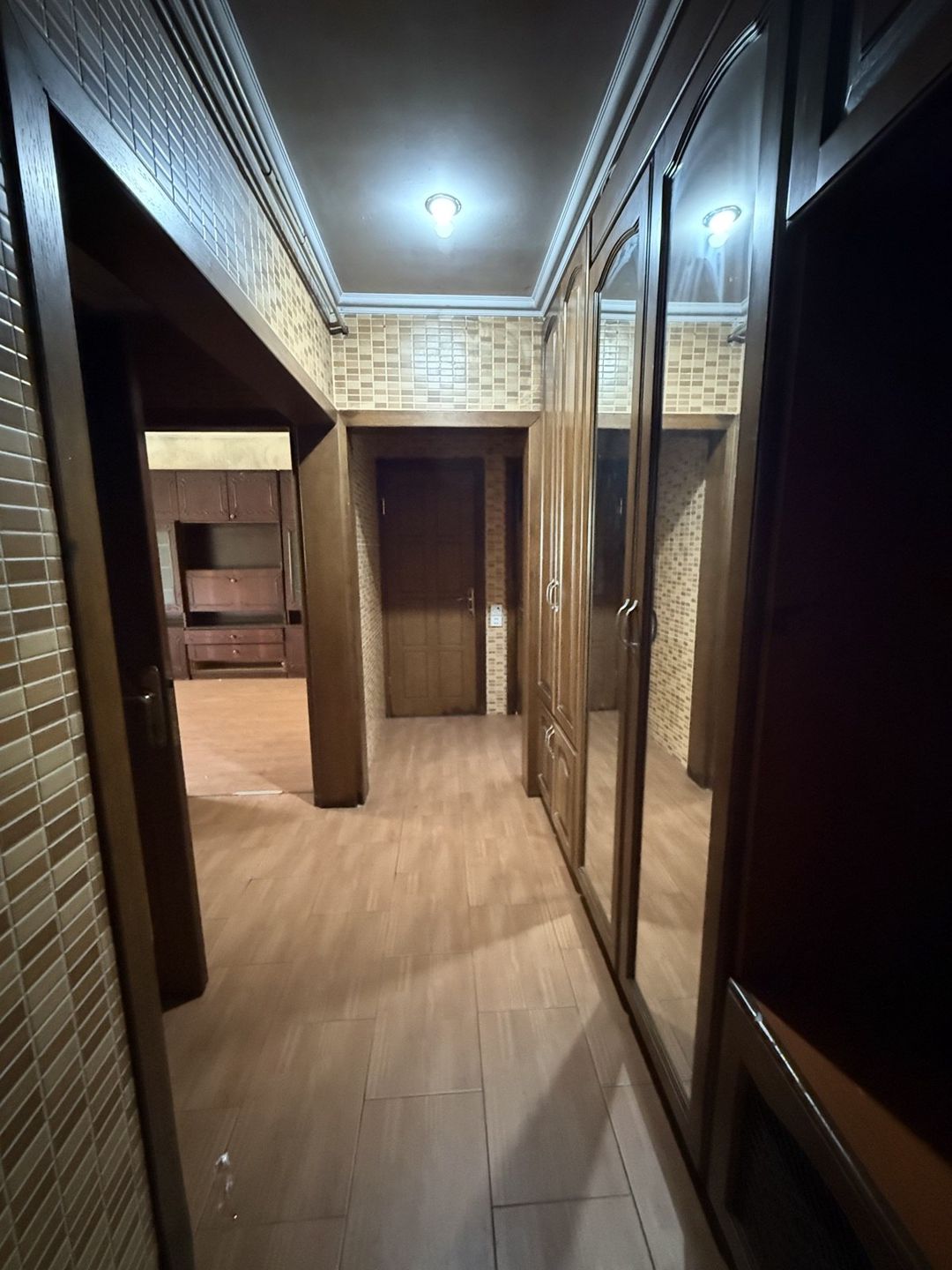 Satılır 2 otaqlı köhnə tikili 65 m² — Mənzil, Bakı (7)