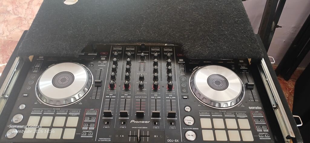 Pioneer Ddj‑sx DJ kontrolleri – peşəkar performans üçün - 4 kanal — Studiya və konsert üçün, Liman (2)