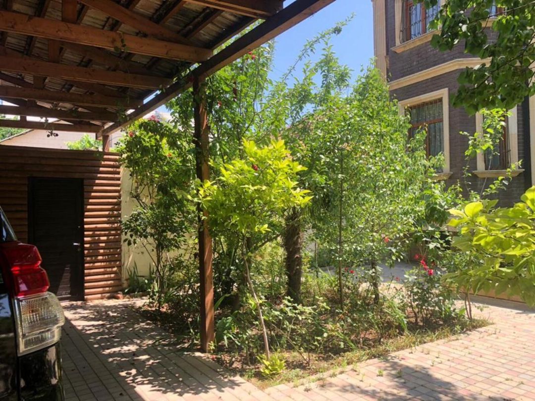 Satılır 7 otaqlı həyət evi/bağ evi 400 m² — Ev, villa, Bakı (2)
