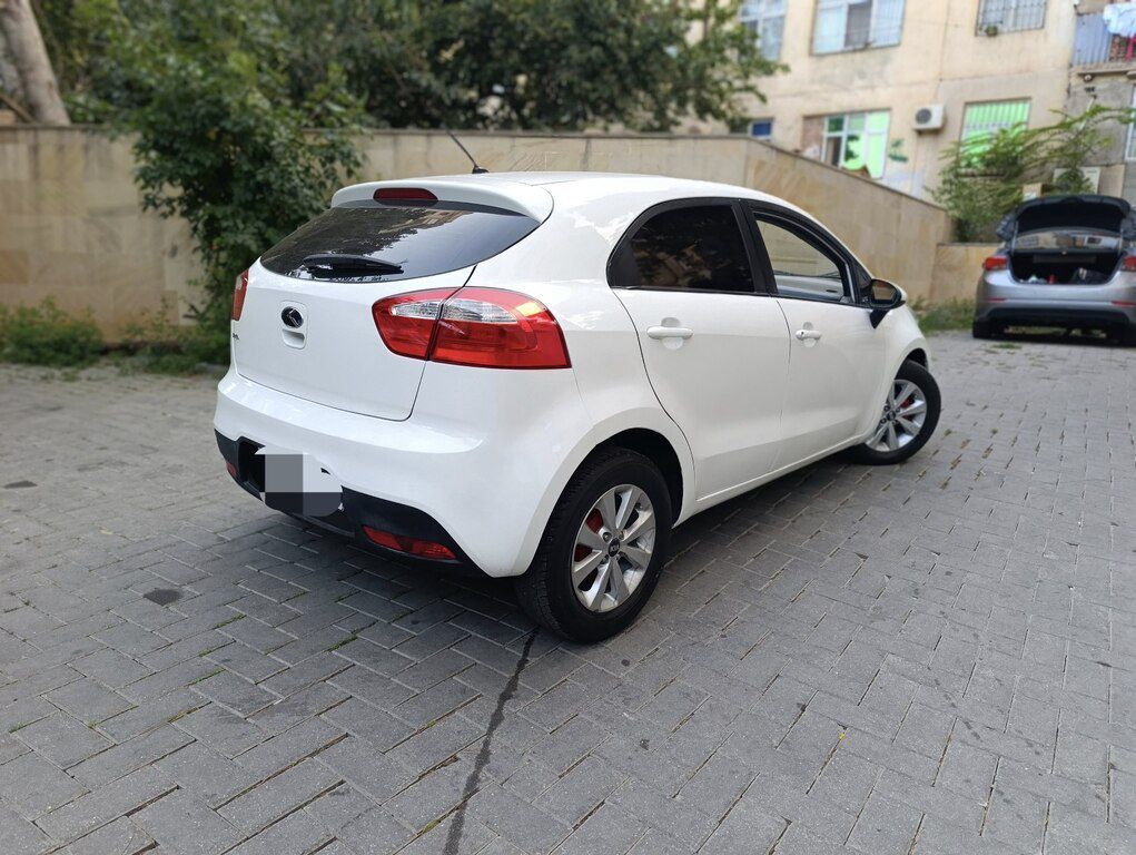 Kia Rio, 1.6 L, 2013 il, 281 000 km — Avtomobillər, Bakı (3)