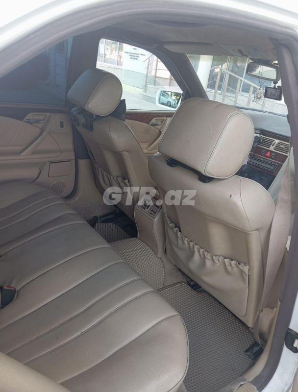 Mercedes E 230 2.3 L, 1995, 455 555 km — Avtomobillər, Bakı (10)