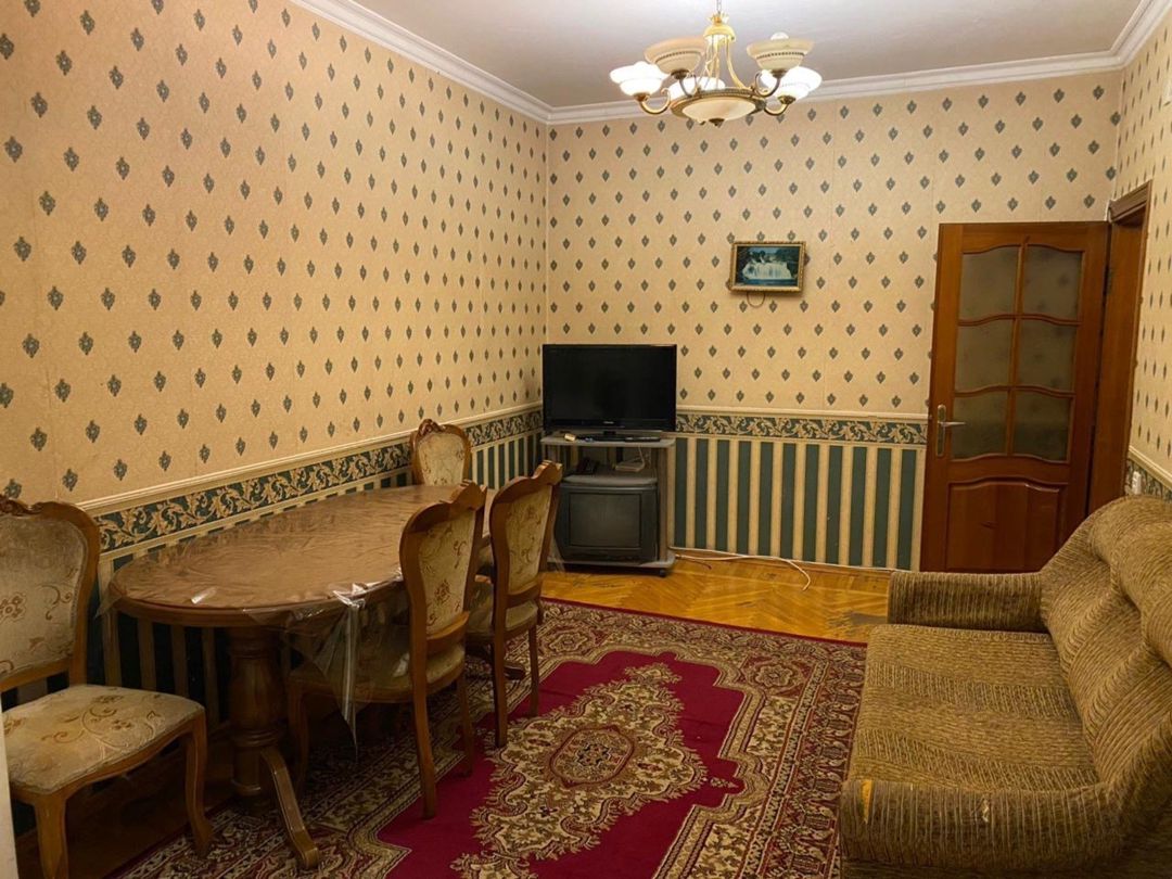 Satılır 2 otaqlı köhnə tikili 55 m² — Mənzil, Bakı (12)