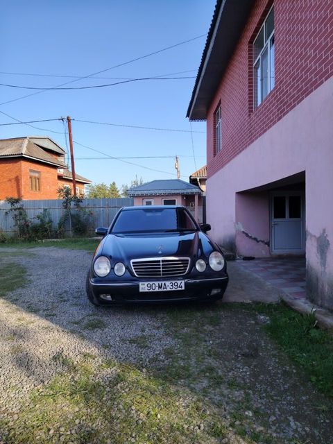 Mercedes E 240, 2.4 L, 2000 il, 258 456 km — Lənkəran