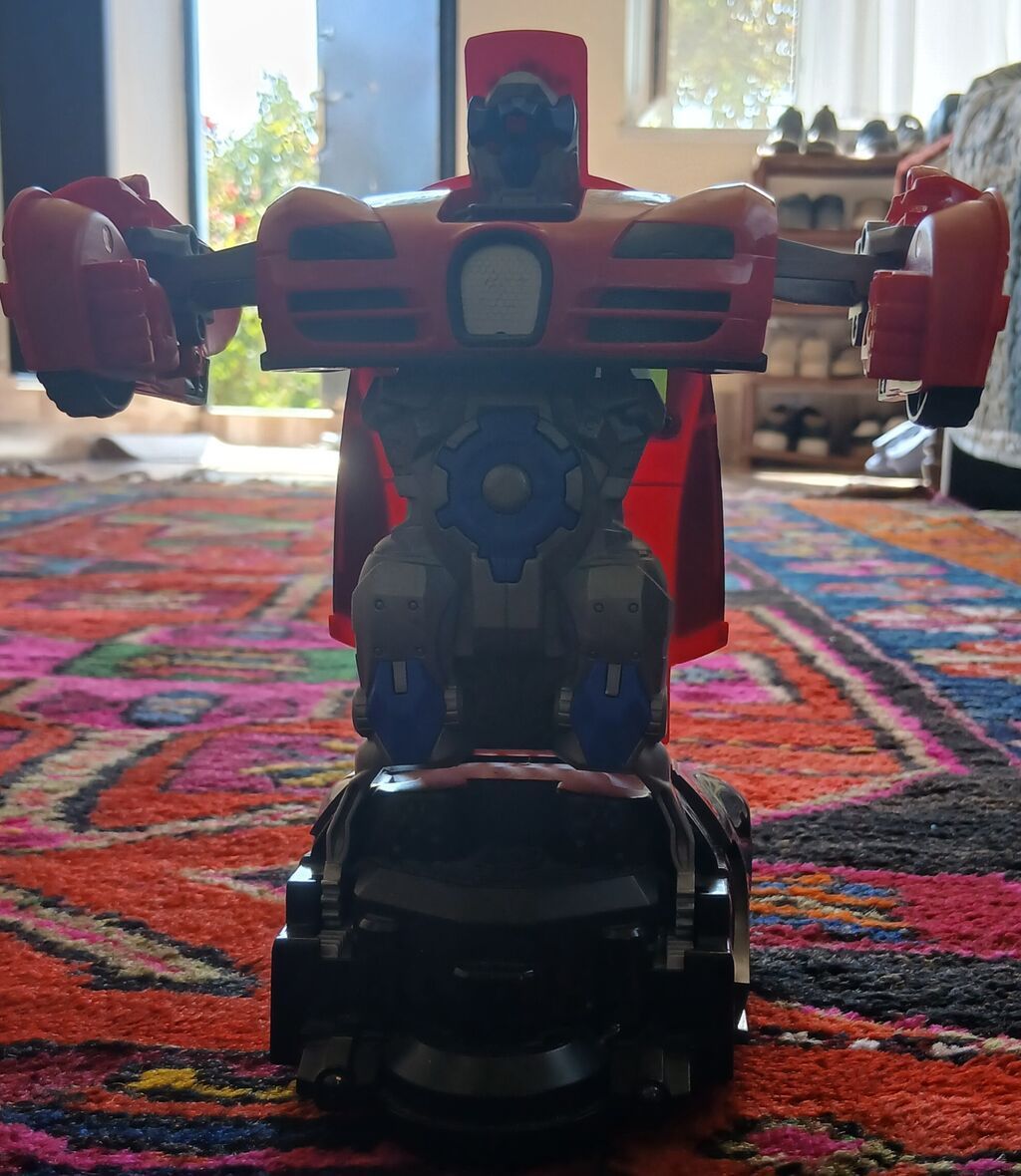 Uşaq oyuncağı – “Deform Robot” sport maşını Maşının düyməsini "on" — Oyuncaq figuraları, Digah (5)