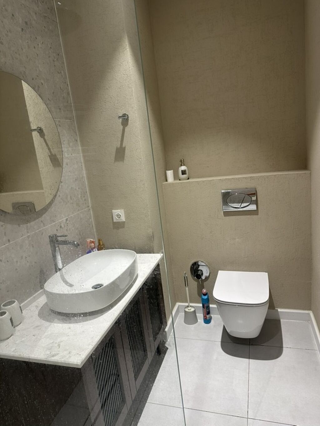 Hamam/tualet otağı üçün tam dəst - Divara quraşdırılan, düyməli gizli — Duş kabin və bölmələr, Digah
