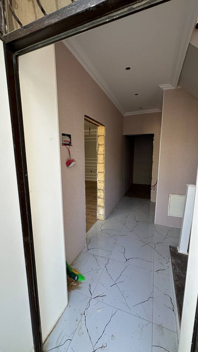 Satılır 4 otaqlı həyət evi/bağ evi 130 m² — Ev, villa, Bakı (2)