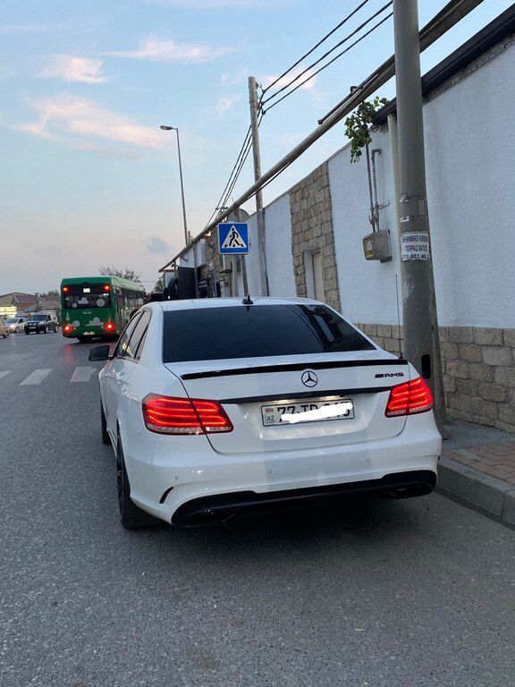 Mercedes E 250, 2.0 L, 2014 il, 299 220 km — Avtomobillər, Bakı (5)