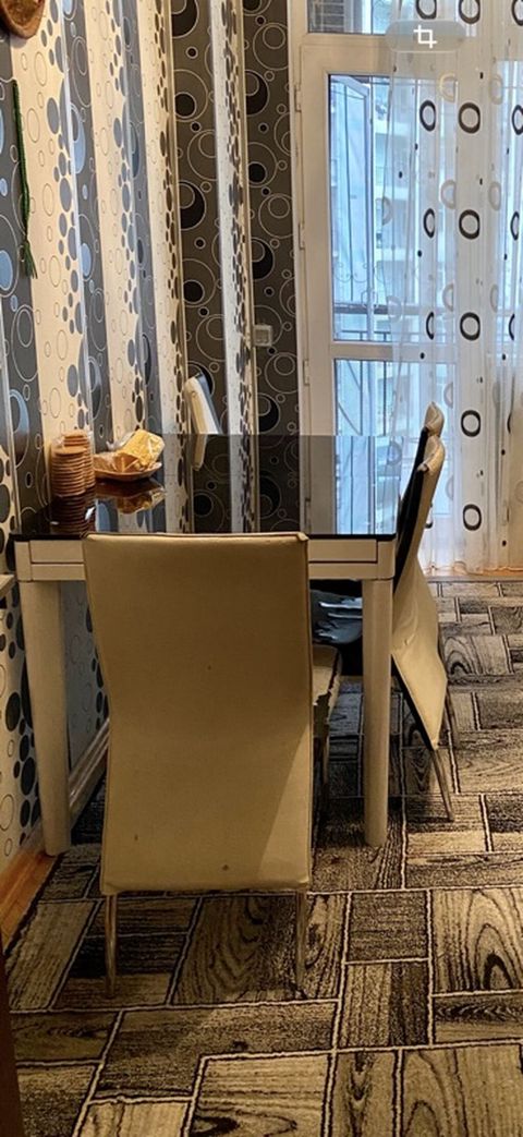 Mətbəx/dinner stol dəsti - Dəst: 1 stol + 4 kreslo — Bakı
