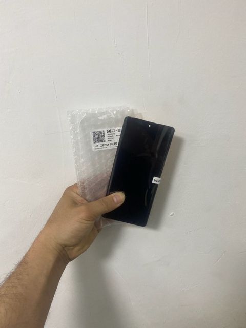 "Infinix zero 30" ekranı — Bakı
