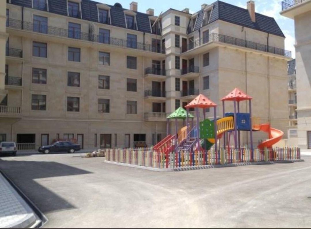 İcarəyə verilir 4 otaqlı yeni tikili 150 m² — Mənzil, Bakı (2)